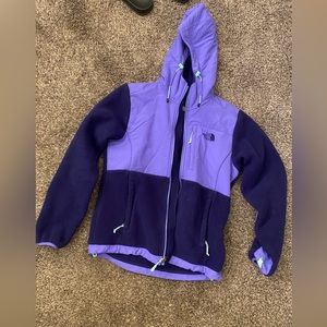 Women’s Denali Northface Fleece Jacket w/ hood
